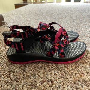 Womens chacos